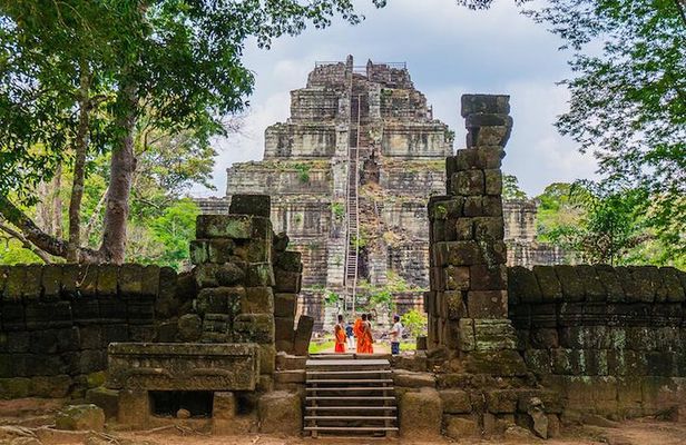 Beng Melea & Koh Ker Temples Small-Group Tour
