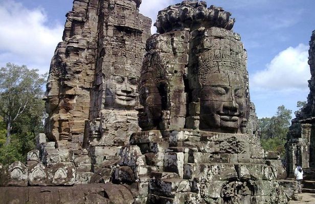 Angkor Wat Temples & Tonle Sap Lake Private Day Tour