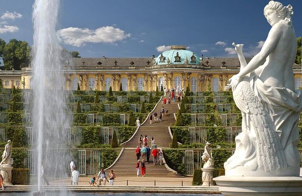Potsdam Tour from Berlin With Guided Sanssouci Palace Visit