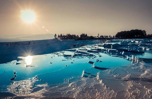 Pamukkale Small Group Tour with Lunch from Kusadasi