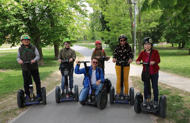 Prague Castle area tour on Segway, eScooter or Trike