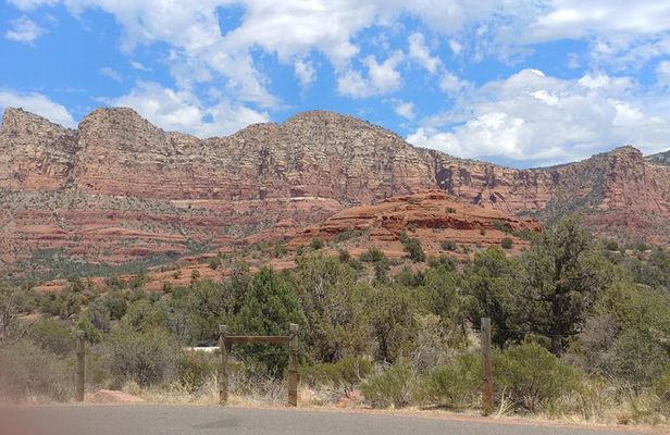 Private 2-Hour Sedona Bell Rock or Cathedral Vortex Journey & Meditation