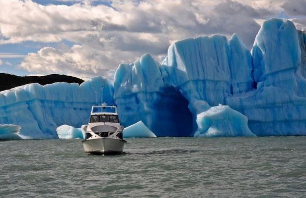 Estancia Cristina Full-Day Trip from El Calafate with Lunch