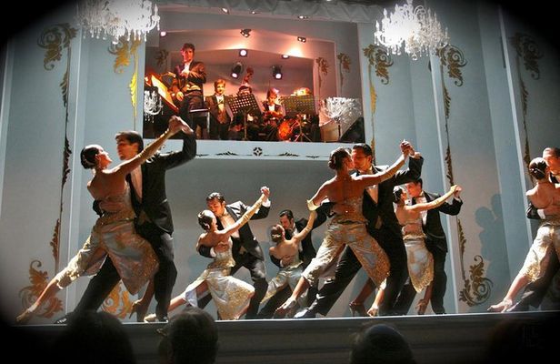 Buenos Aires Shore Excursion: Cafe de los Angelitos Dinner and Tango Show