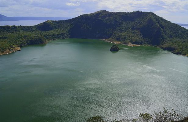 Manila Super Saver: Manila Sightseeing plus Tagaytay Tour with Taal Volcano