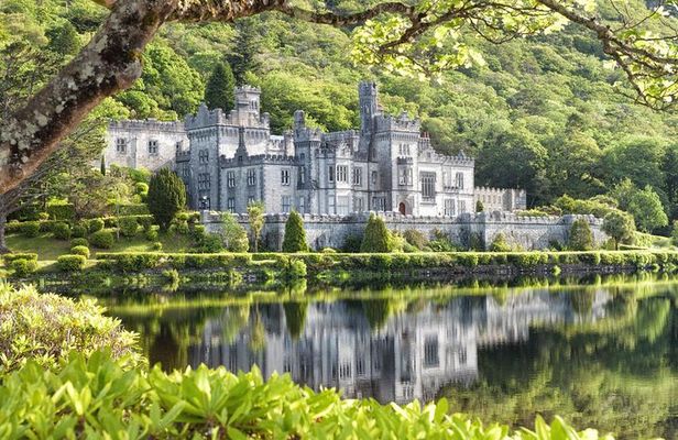 Connemara, Cong & Kylemore Abbey Tour from Galway