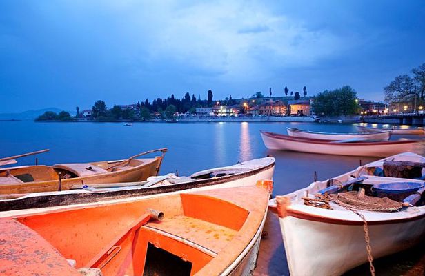 Kuala Selangor Tour from Kuala Lumpur with Fireflies Boat Ride and Seafood Dinner