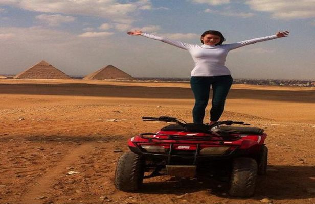 Quad bike adventure tour around the Pyramids and Sphinx
