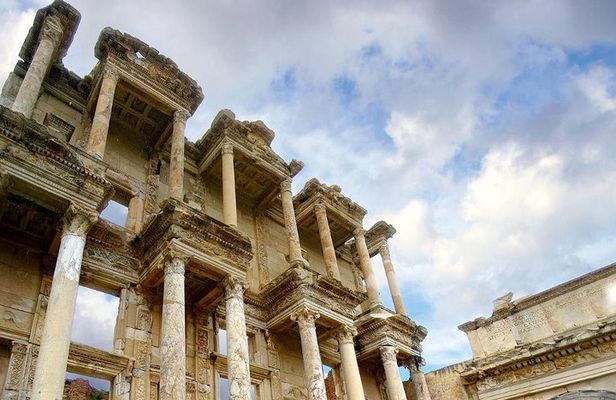 Ephesus and Virgin Marys House in one day from Istanbul