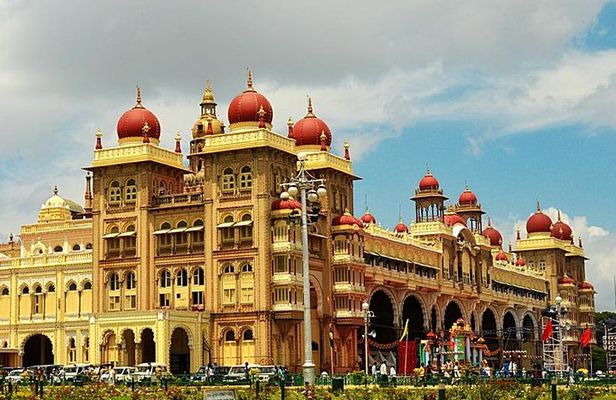 Private Custom Tour: Mysore (Mysuru) Sightseeing with Guide