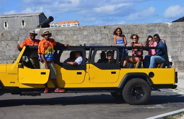 Funky Jeep Adventure in Nassau