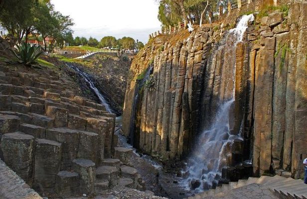 Pueblos Magicos & Basaltic Prisms Private Tour