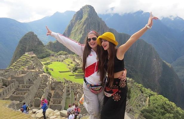 From Cusco: Full Day Group Tour of Machu Picchu