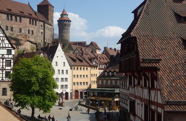 Nuremberg Old Town and Nazi Party Rally Grounds Walking Tour in English