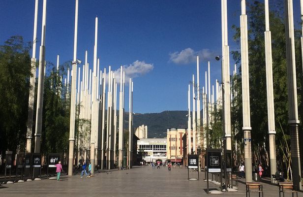 Medellin Parks and Squares Full Day Tour including Botero´s Plaza