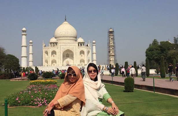 One Day Taj Mahal Tour From Delhi With 5 Star Hotel