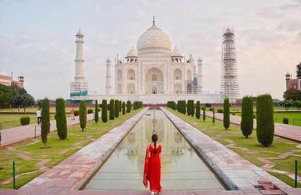 Agra Sightseeing Tour with Fatehpur Sikri