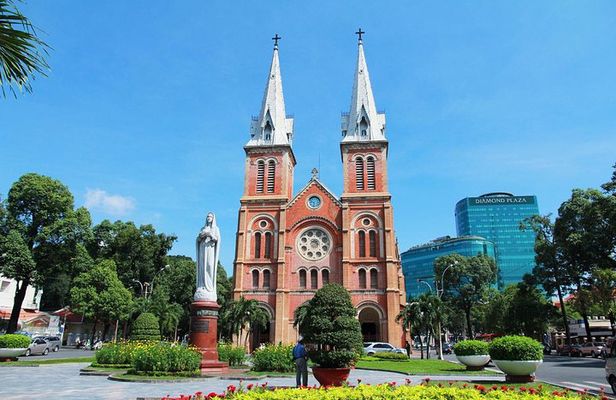 Afternoon Half-Day Introduction to Saigon Tour