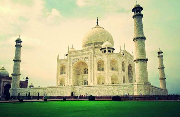 Overnight Taj Mahal Tour From Delhi - 2 Days Agra Trip