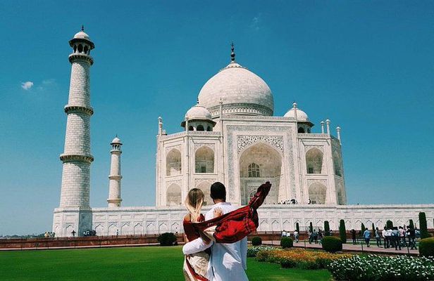 Same Day Taj Mahal Tour By Gatiman Express Train With Local Tour Guide