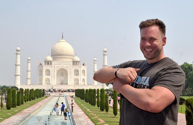Ex-Delhi: Same Day Agra Tour by Car | All-inclusive Package