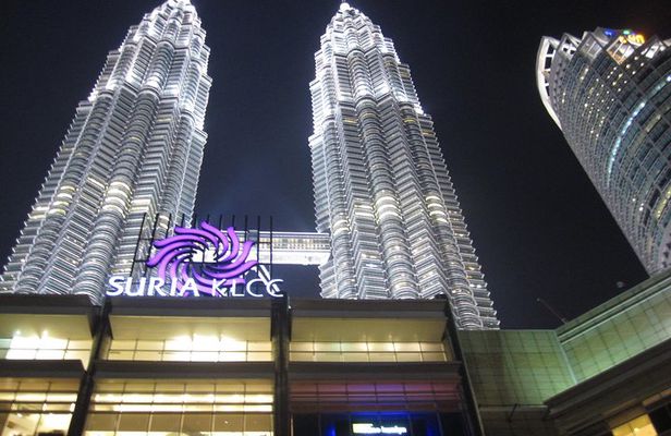Wonders of Kuala Lumpur City & Countryside + Batu Caves (Private Guided Tour)
