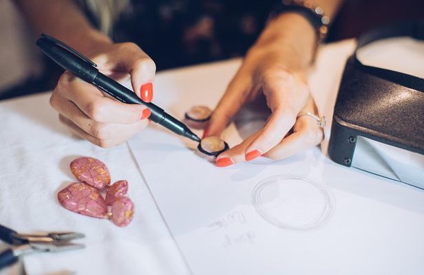 Design Luxury and Personalized Jewelry in Paris le Marais