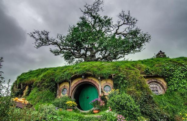 Hobbiton Movie Set Day Tour