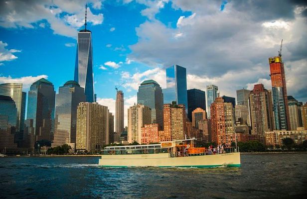 Champagne, Wine and Cheese Pairing Sightseeing Cruise