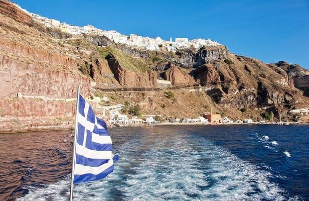 Early Season Experience: 3-hours Santorini Volcano and Hot Springs Trip