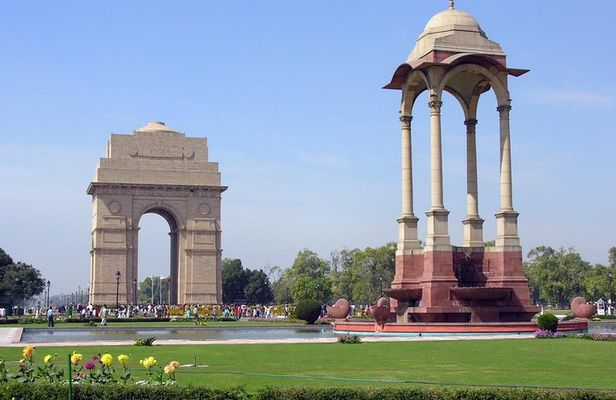 Private Full Day Old and New Delhi City tour