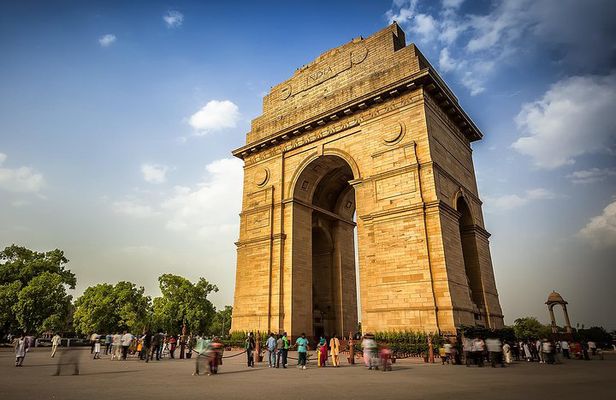 Golden Triangle Tour 3 Days with Accommodation & Entrance fee