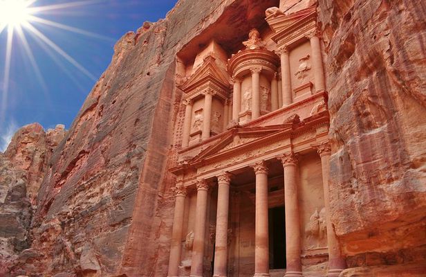 One day tour to Petra from Amman