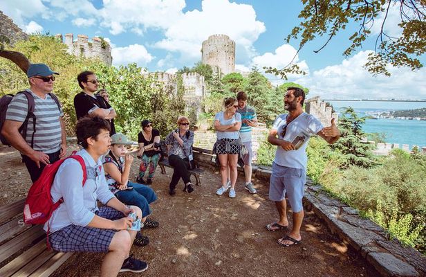 Guided Morning Cruise with Stops at Rumeli Hisarı & Asian Side