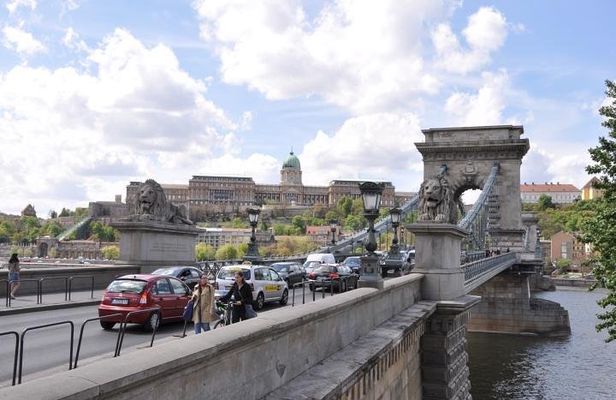 Private Budapest walking tour - 4 hours