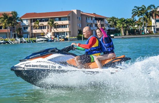 Waverunners Rentals in Cancun