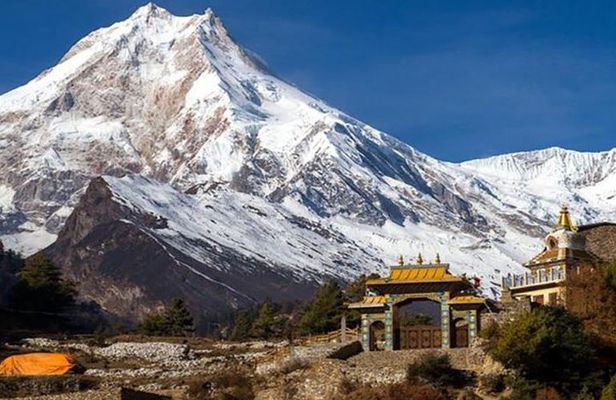 Manaslu Circuit Trek
