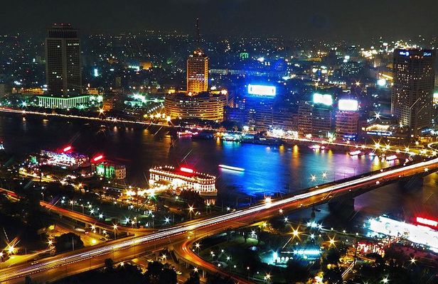 Private Evening Dinner Cruise in Cairo