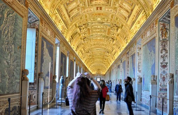 Skip the Line: Small Group Vatican & Sistine + Basilica Option