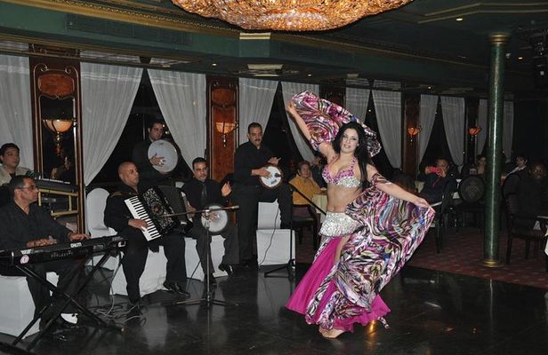 5 Stars Nile Dinner Cruise with Live Show include Transportation 