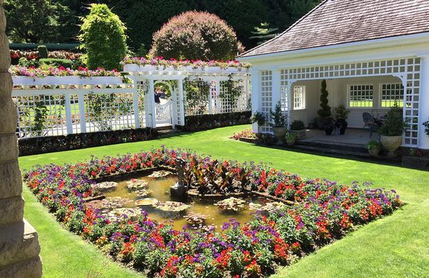 Butchart & Beyond: The Grand Victoria Tour