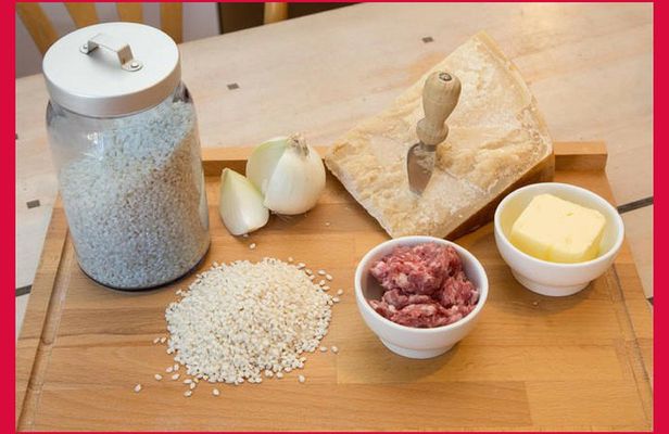 Cesarine: Market Tour & Cooking Class at Local's Home in Milan
