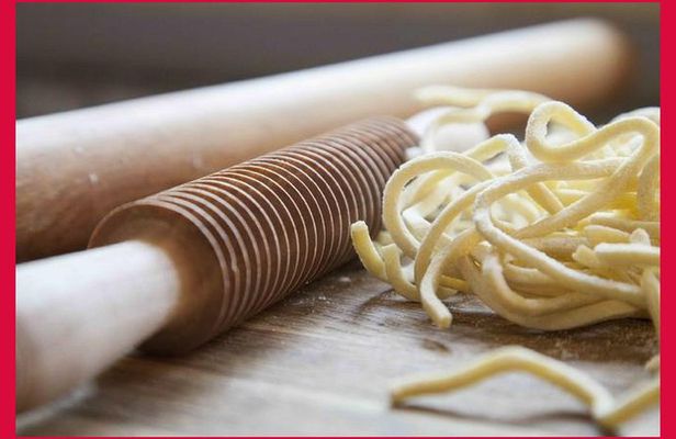 Cesarine: Home Cooking Class & Meal with a Local in Catania