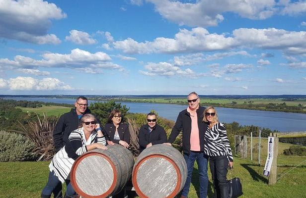 Shire Shuttle Bus's Shoalhaven Coast Wine Tour
