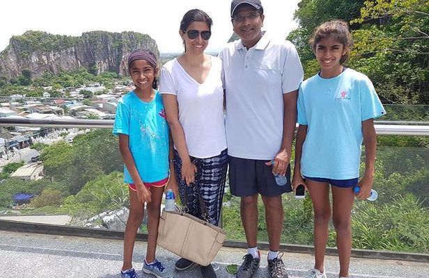 Halfday to Visit Marble Mountains & Monkey Mountain by ARMY JEEP