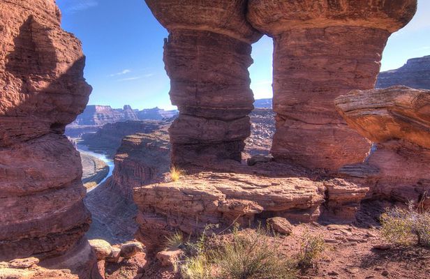 Canyonlands National Park White Rim Trail by 4WD