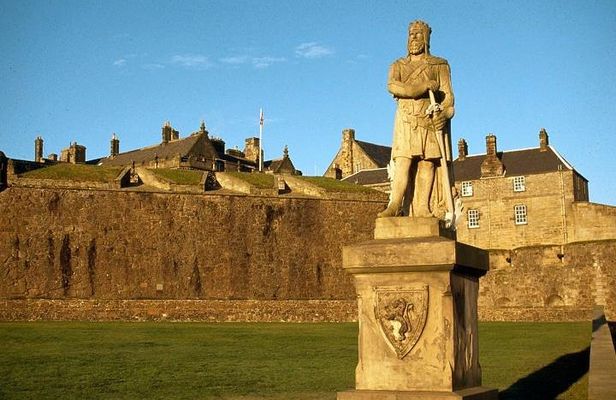 Glasgow: Loch Lomond, the Trossachs and Stirling Castle
