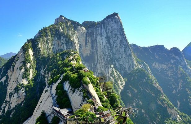 Private Day Tour of Mountain Huashan from Xi'an