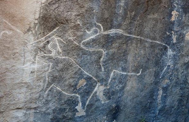Qobustan and Mud Vulcano Tour - price for 3 people