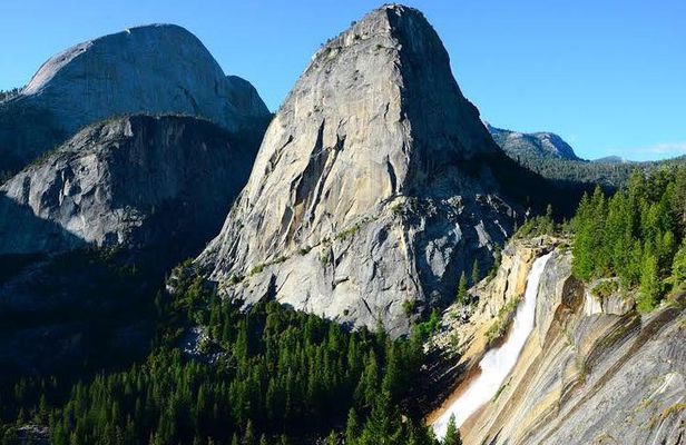 Yosemite Day Hike from Glacier Point Including Panorama Trail